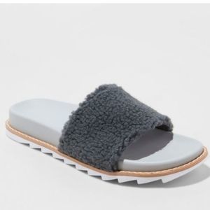 Ferlet Slippers Gray - Stars Above💫